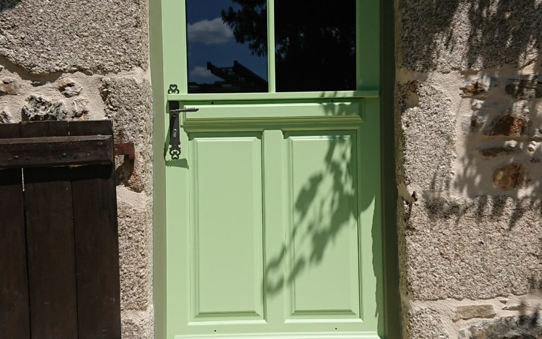 Porte de campagne en chêne massif